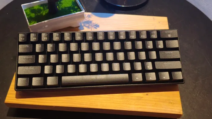 Teclado Mecânico Gamer K61 60% RGB Compacto (Novo / Na Caixa)