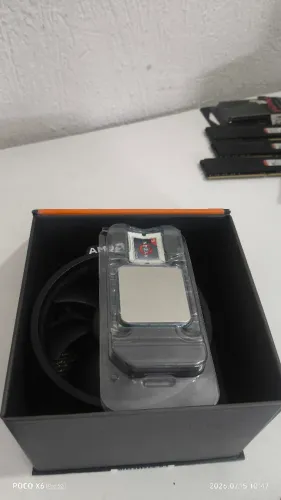 Processador AMD Ryzen 5 3400G + Cooler Box Original - Ótimo Estado