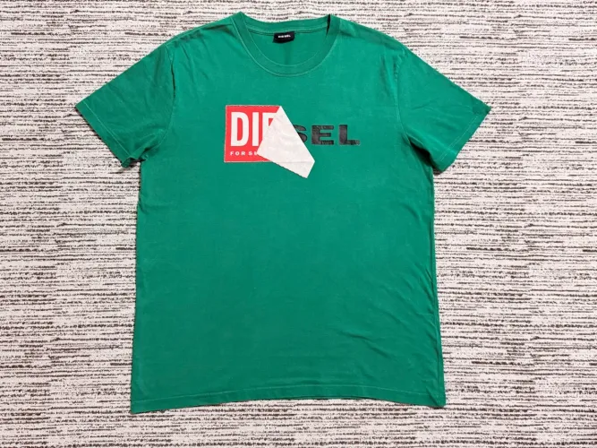 Camiseta Diesel tamanho G