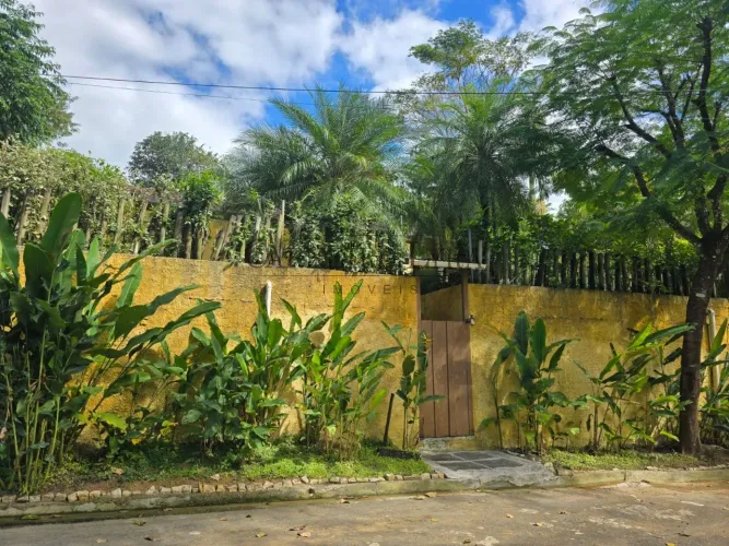 Imperdível Casa à Venda em Paraty-RJ, 3 Quartos, 1 Sala, 1 Vaga de Garagem, 204m² - Bairro