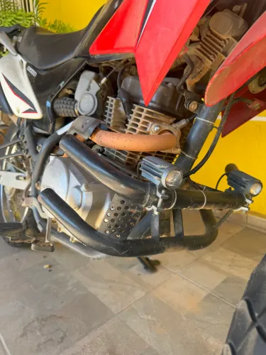 Moto Honda NXR150 Bros ESD