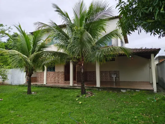 Casa para aluguel com 2 quartos em Cantagalo - Rio das Ostras - RJ