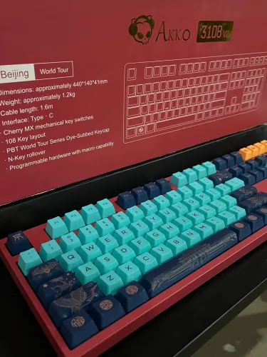 TECLADO MECANICO AKKO WORLD TOUR BEIJING R1 3108V2 SAKURA