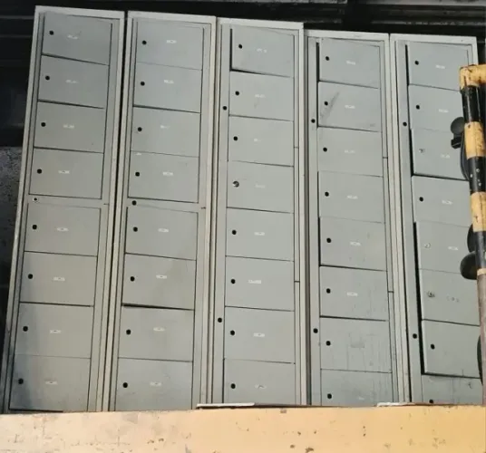 Armário de Aço 8 portas