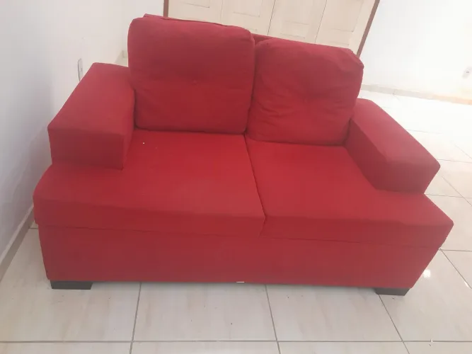 Sofá 2 e 3 lugares 1.200,00