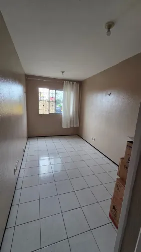 Alugo apartamento no Bairro Antônio Bezerra, 2 quartos