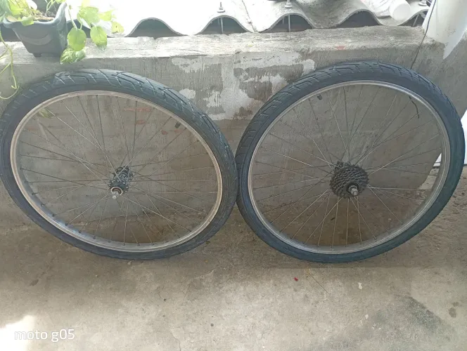par de rodas para bike aro 26 , jante Caloi , com raios inox do grosso ,pronto pra uso