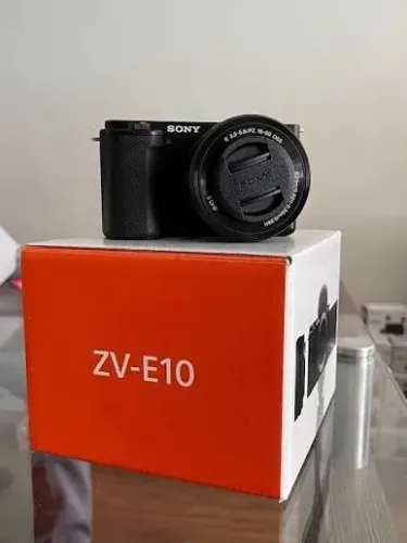 Câmera Sony ZV-E10 Nova SEM USO