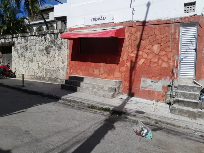 Aluga-se Ponto Comercial