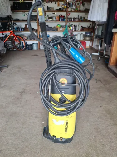Lavadora de alta pressao karcher