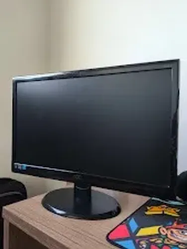 Monitor AOC 20"