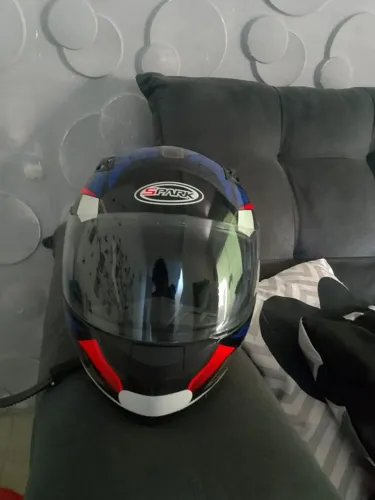 Capacete semi novo número 58
