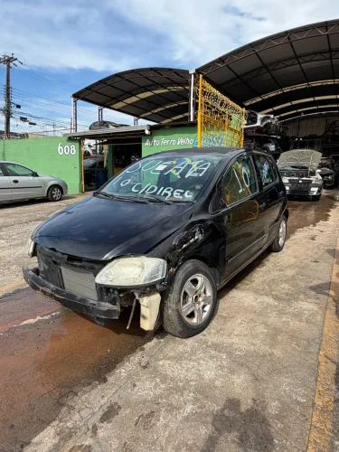 ?Sucata VW Fox 1.0 2007 manual/para retirada de peças?