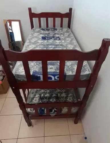 Beliche de Madeira Maciça Sem Colchão (Produto Novo)