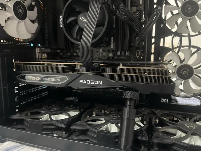 PLACA DE VÍDEO ASROCK OC PRO CHALENGER 8GB