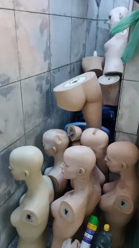 Manequins