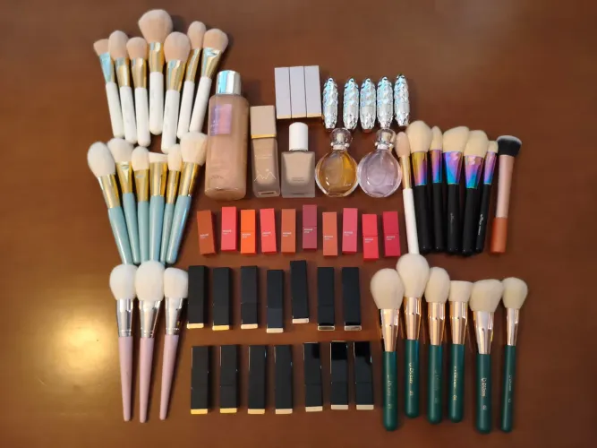 Kit de maquiagem R$350