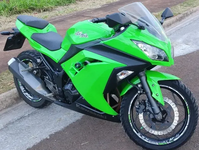 KAWASAKI NINJA 2013