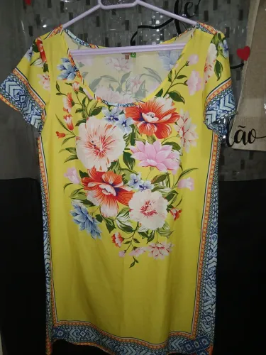 Vestido amarelo de flor da Farm 40 reais