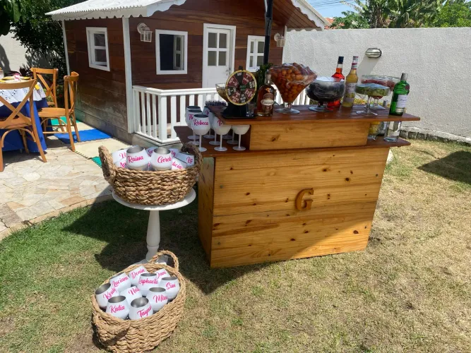 Barman churrasqueiro garçom 