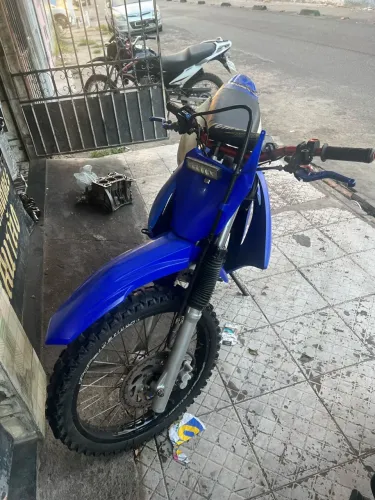 Vendo lander para trilha 