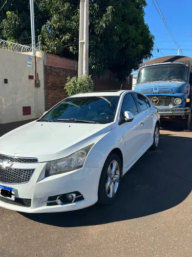 Chevrolet Cruze HB Sport LT 1.8 16V Flexp. 5P AUT 2013