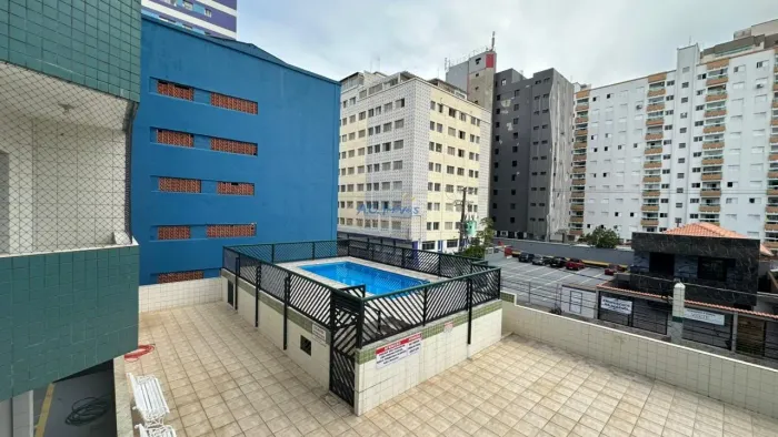 1 Dormitório com Sacada a 50 metros da Praia!! - IST112