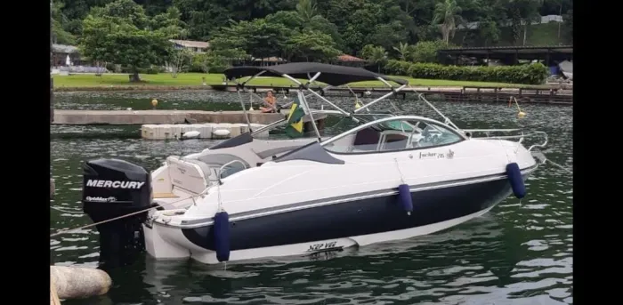 Lancha Focker 215