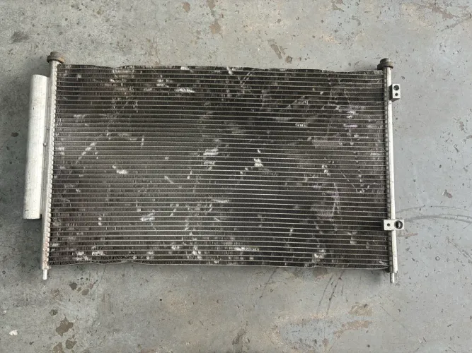 Radiador ar condicionado Hrv