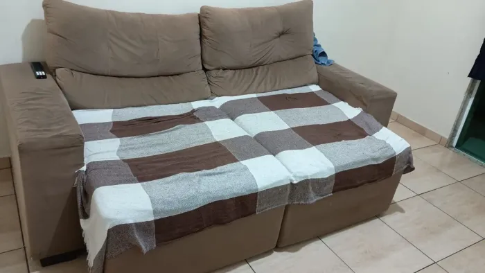 Sofá retrátil 