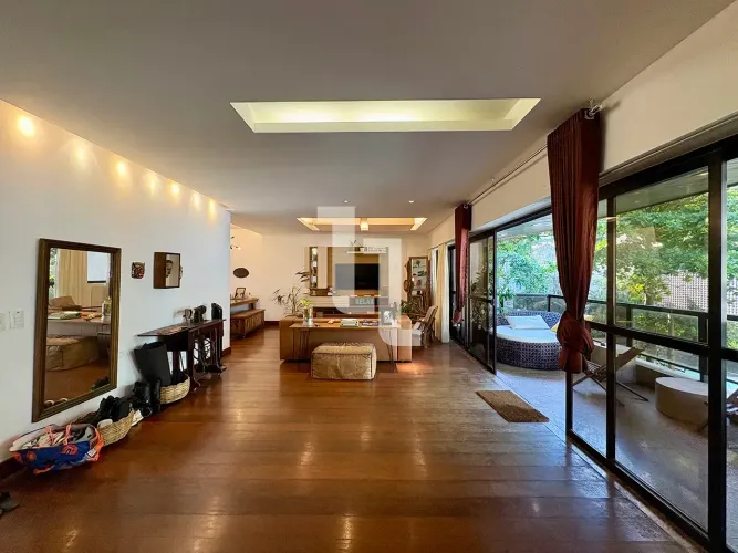 Imóvel para venda tem 192 metros quadrados com 4 quartos em Leblon - Rio de Janeiro - RJ
