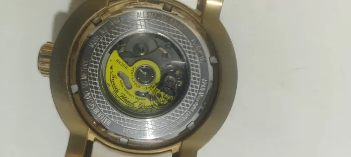 Relógio Yakuza ORIGINAL .. INVICTA 