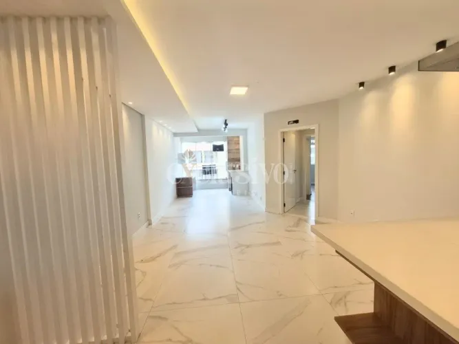Apartamento para venda 2 quartos na orla de Coqueiros.