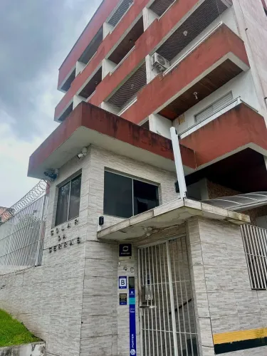 Studio para alugar na Trindade
