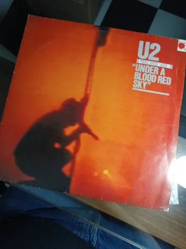 LP/Disco de Vinil U2 - Under a Blood Red Sky Live 1985
