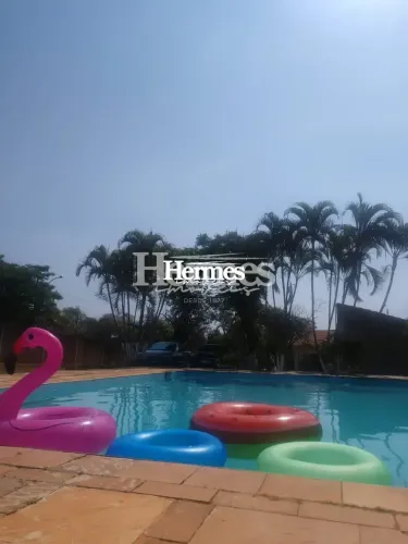 Chácara para locação com piscina, campo de futebol, churrasqueira, Parque da Rep
