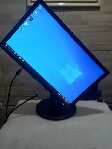 Monitor positivo,lg ou hp 20 polegadas e2011 vga e dvi giratório led usado!!!