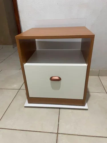 Criado mudo