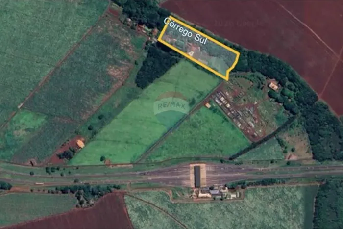 Sítio à venda em Sertãozinho 29.535m², na beira do córrego Tamboril - acesso pelo Posto Es