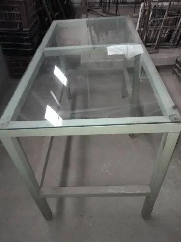mesa de com tampo de vidro 135x66
