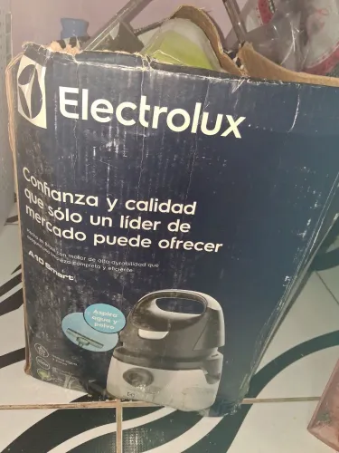 Vende-se seminovo pouco usado