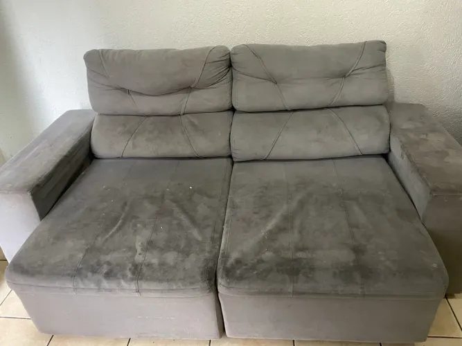 Sofá retrátil desapega 