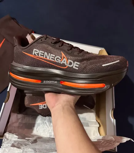 Vomero Premium RENEGADE (edição especial)