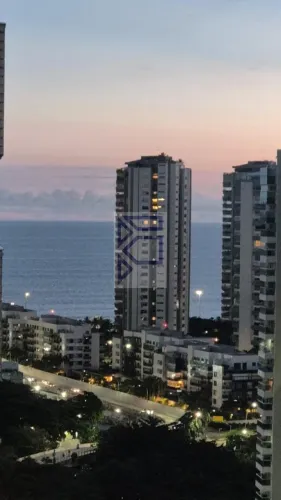 Apartamento de 2 quartos com suíte e vaga na Barra da Tijuca, Rio de Janeiro-RJ: confira e