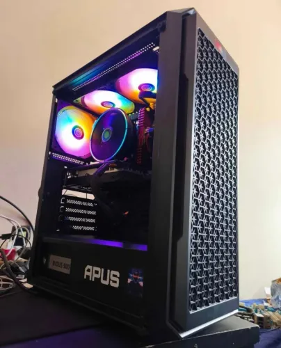 PC Gamer E5, 16GB RAM, RX 580