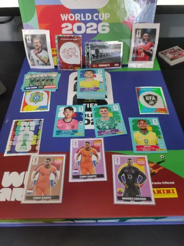 Lote sem repetição figurinhas copa 2026 legends + album FWC escudos coca cola Brasil