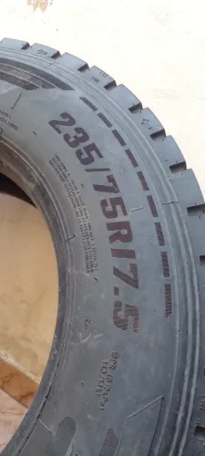 Pneu caminhão 3/4
