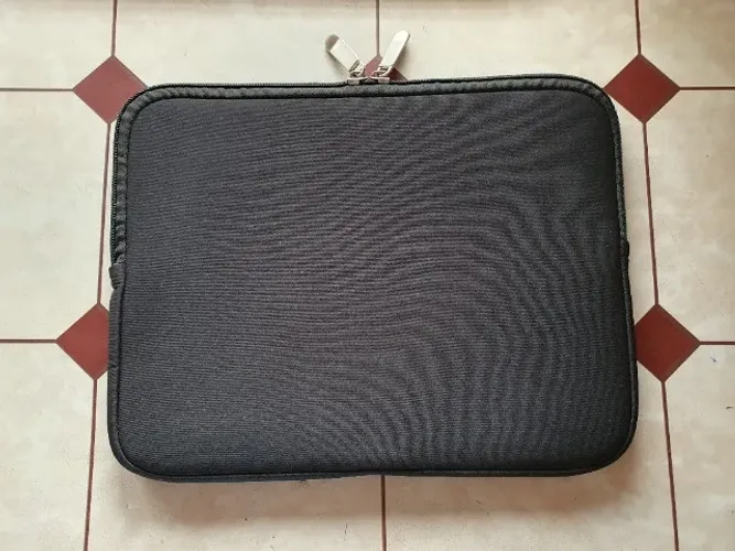Capa Case Neoprene para Tablet de até 10 polegadas - Integris