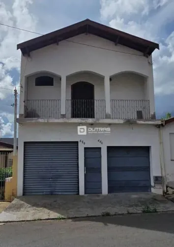 Casa à venda na Vila Rezende, em Piracicaba, em excelente localização, próxima ao Hospital