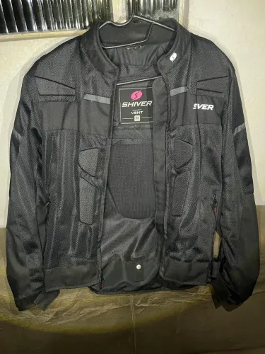Jaqueta usada 1 vez (motociclista)